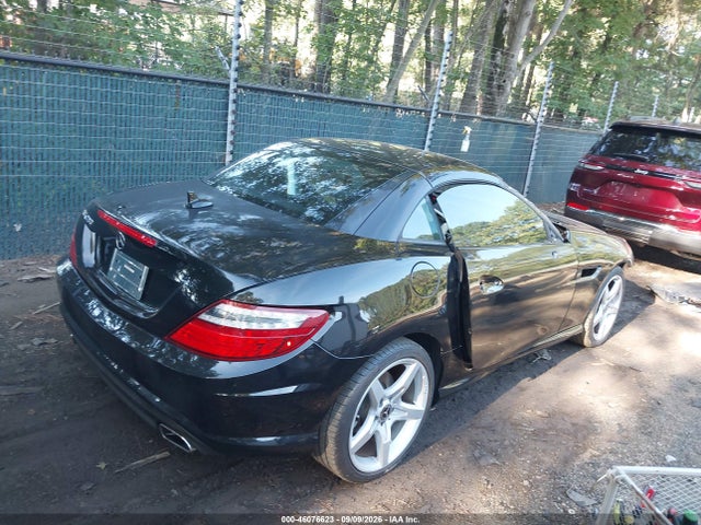 46076623 :رقم المزاد ، WDDPK4HA4EF092222 vin ، 2014 Mercedes-benz Slk 250 مزاد بيع