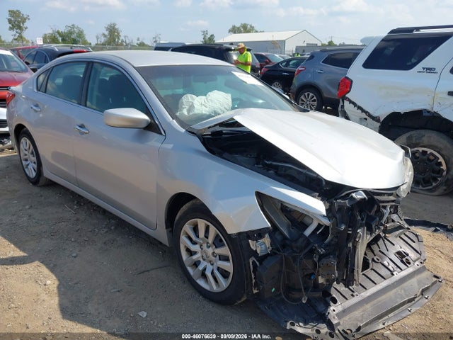 Продажа на аукционе авто 2017 Nissan Altima 2.5 S, vin: 1N4AL3APXHC179642, номер лота: 46076639