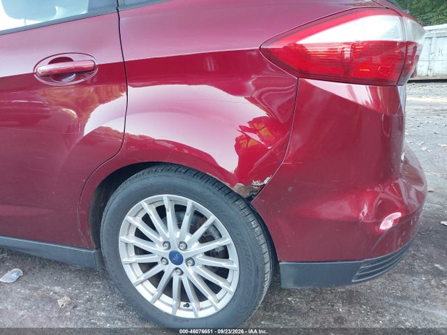 2013 Ford C-max Hybrid Se მანქანა იყიდება აუქციონზე, vin: 1FADP5AU4DL546788, აუქციონის ნომერი: 46076651