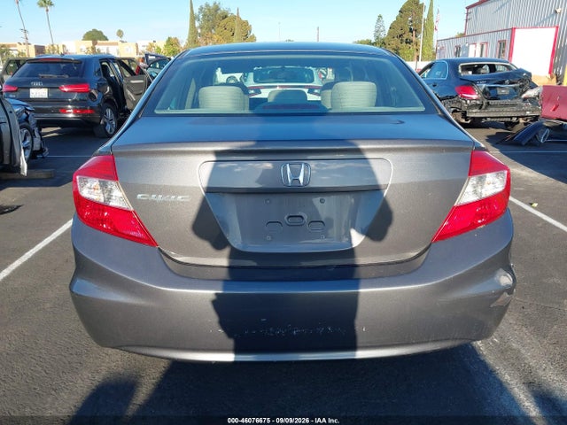 46076675 :رقم المزاد ، 19XFB2F52CE366430 vin ، 2012 Honda Civic Lx مزاد بيع