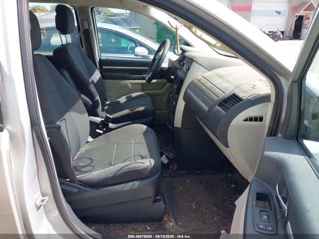 46076680 :رقم المزاد ، 2D4RN4DE2AR301806 vin ، 2010 Dodge Grand Caravan Se مزاد بيع