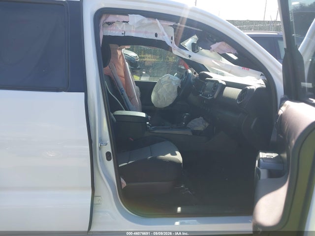 Продажа на аукционе авто 2023 Toyota Tacoma Trd Off Road, vin: 3TMCZ5AN6PM642059, номер лота: 46076691