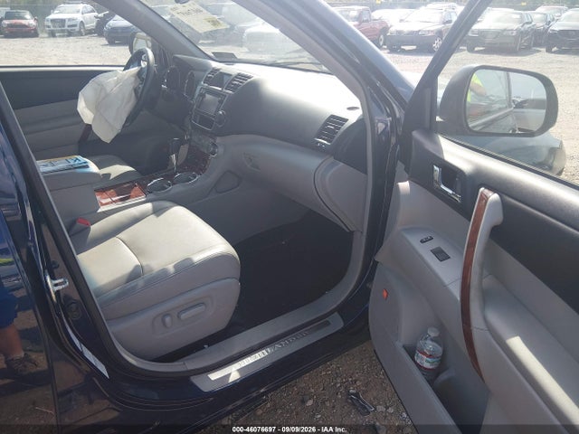 46076697 :رقم المزاد ، 5TDDK3EH1DS192060 vin ، 2013 Toyota Highlander Limited V6 مزاد بيع