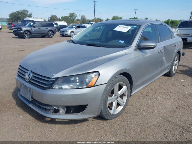 2012 Volkswagen Passat 2.5l Se მანქანა იყიდება აუქციონზე, vin: 1VWBH7A3XCC027886, აუქციონის ნომერი: 46076698