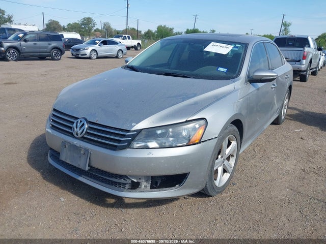 2012 Volkswagen Passat 2.5l Se მანქანა იყიდება აუქციონზე, vin: 1VWBH7A3XCC027886, აუქციონის ნომერი: 46076698