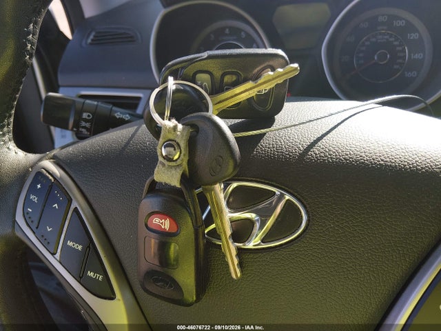 46076722 :رقم المزاد ، KMHDH4AE2DU664970 vin ، 2013 Hyundai Elantra Limited مزاد بيع