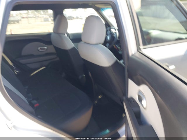KNDJN2A27G7831613 KIA Soul