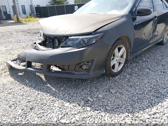 46076737 :رقم المزاد ، 4T1BF1FK9EU757108 vin ، 2014 Toyota Camry Se مزاد بيع