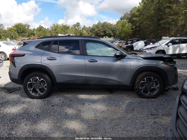 2024 Chevrolet Trax Fwd Lt მანქანა იყიდება აუქციონზე, vin: KL77LHE28RC222681, აუქციონის ნომერი: 46076740