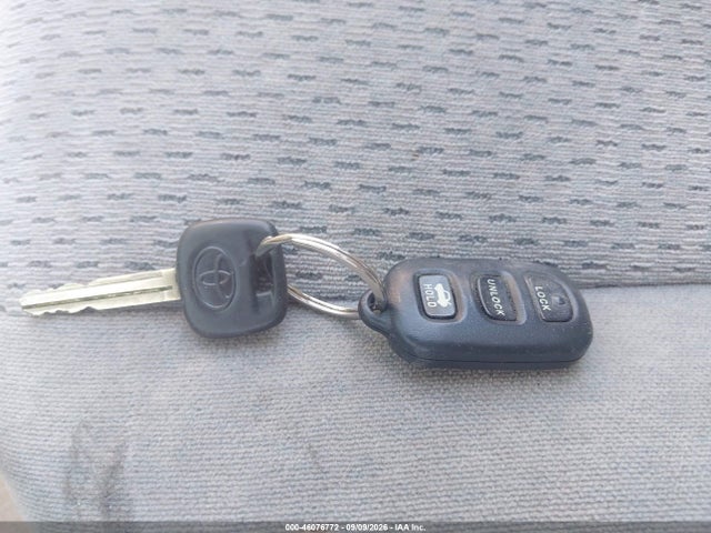 46076772 :رقم المزاد ، 4T1BE32K24U907983 vin ، 2004 Toyota Camry Le مزاد بيع
