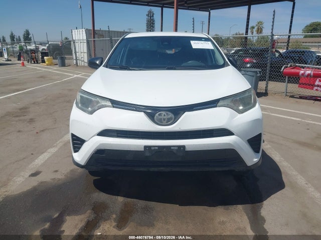 2018 Toyota Rav4 Le მანქანა იყიდება აუქციონზე, vin: 2T3ZFREV3JW454500, აუქციონის ნომერი: 46076794