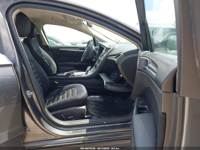 3FA6P0H75FR224452 Ford FUSION SE