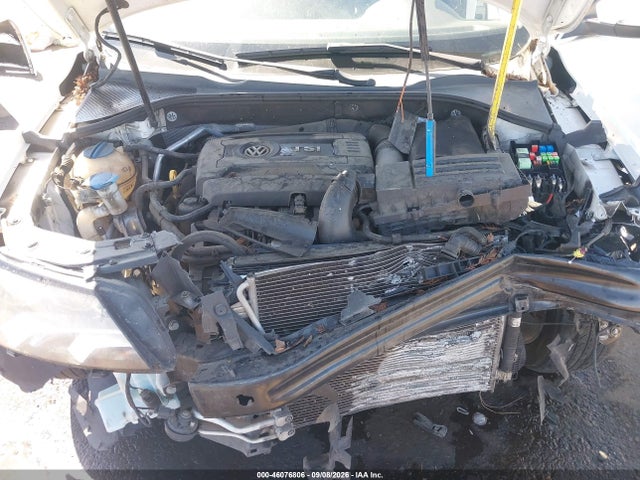 1VWBT7A37FC006433 Volkswagen Passat 1.8t Se