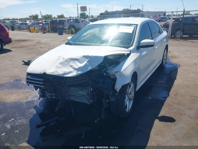 1VWBT7A37FC006433 Volkswagen Passat 1.8t Se