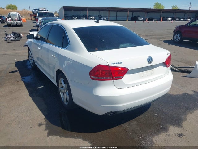 1VWBT7A37FC006433 Volkswagen Passat 1.8t Se