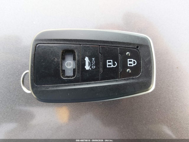 4T1BZ1HK2JU003126 Toyota Camry Xle V6