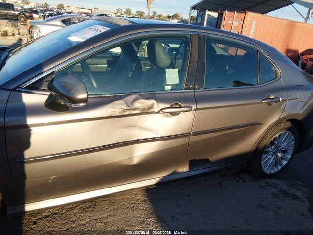4T1BZ1HK2JU003126 Toyota Camry Xle V6