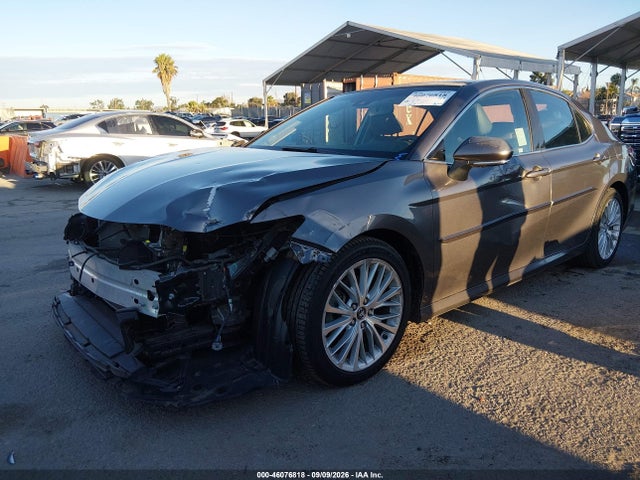 4T1BZ1HK2JU003126 Toyota Camry Xle V6