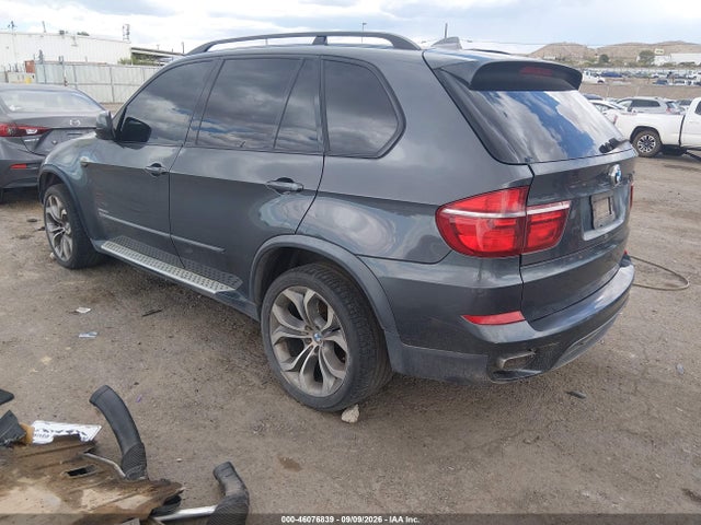 2013 Bmw X5 Xdrive50i მანქანა იყიდება აუქციონზე, vin: 5UXZV8C56DL899268, აუქციონის ნომერი: 46076839