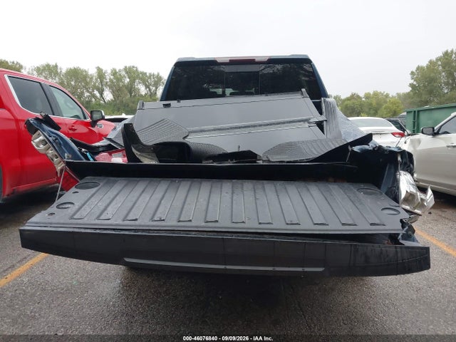 46076840 :رقم المزاد ، 3GCUYDET7MG207930 vin ، 2021 Chevrolet Silverado 1500 4wd  Short Bed Lt مزاد بيع