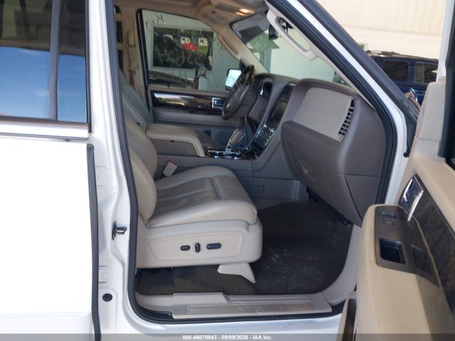 Продажа на аукционе авто 2015 Lincoln Navigator, vin: 5LMJJ2JT1FEJ08511, номер лота: 46076843
