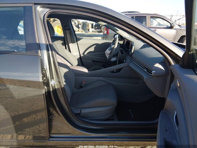 46076845 :رقم المزاد ، KMHLM4DG9TU188705 vin ، 2026 Hyundai Elantra Sel Sport مزاد بيع