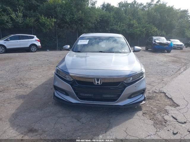 46076846 :رقم المزاد ، 1HGCV1F38JA028552 vin ، 2018 Honda Accord Sport مزاد بيع