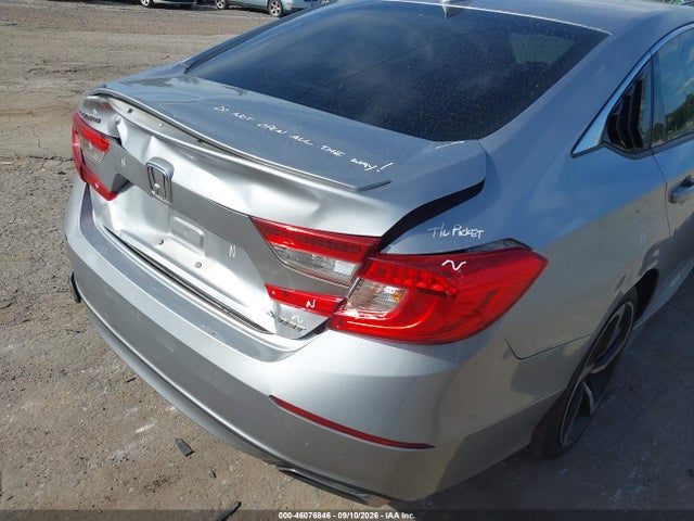 46076846 :رقم المزاد ، 1HGCV1F38JA028552 vin ، 2018 Honda Accord Sport مزاد بيع