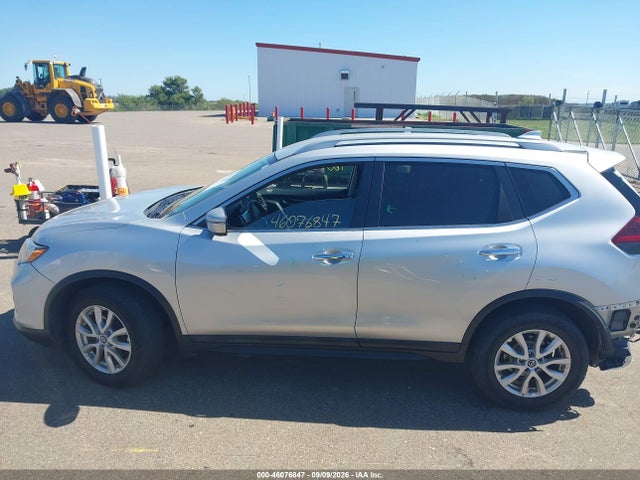 Продаж на аукціоні авто 2018 Nissan Rogue Sv, vin: 5N1AT2MV2JC710932, номер лоту: 46076847