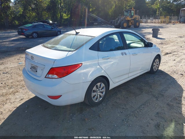 Hyundai ACCENT SE 2017 KMHCT4AE7HU222153 Image 4