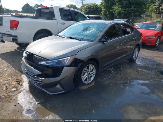 Продажа на аукционе авто 2020 Hyundai Elantra Sel, vin: 5NPD84LF6LH545435, номер лота: 46076867