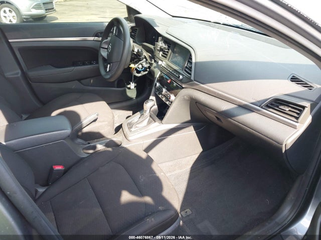 Продажа на аукционе авто 2020 Hyundai Elantra Sel, vin: 5NPD84LF6LH545435, номер лота: 46076867