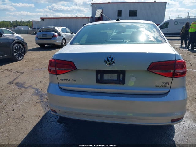 Продажа на аукционе авто 2015 Volkswagen Jetta 1.8t Se, vin: 3VWD17AJ9FM283533, номер лота: 46076875