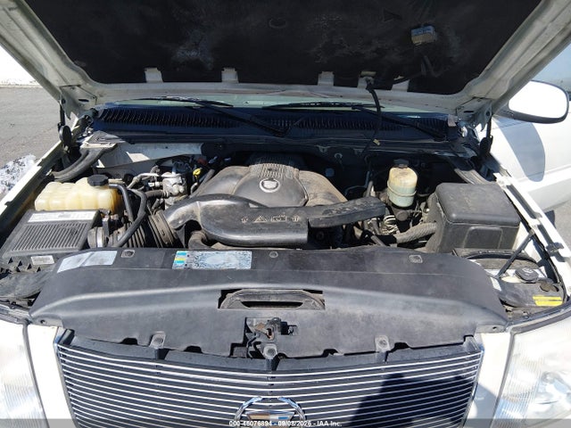 46076894 :رقم المزاد ، 1GYEK63NX2R207756 vin ، 2002 Cadillac Escalade Standard مزاد بيع