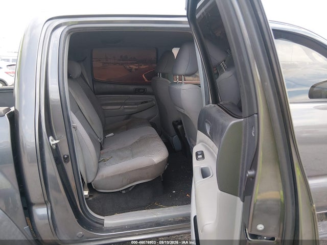 Toyota Tacoma 2015 5TFJX4CN6FX057091 Image 8