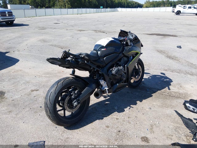 46076934 :رقم المزاد ، MLHRH1556T5200623 vin ، 2026 Honda Cbr650 R مزاد بيع