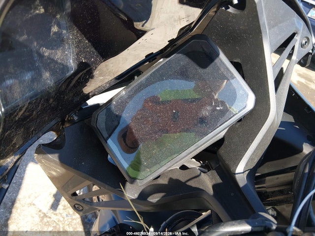 46076934 :رقم المزاد ، MLHRH1556T5200623 vin ، 2026 Honda Cbr650 R مزاد بيع