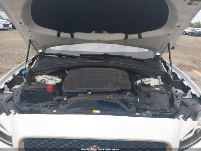 Jaguar F-pace 25t Prestige 2018 SADCK2FX7JA283293 Image 10