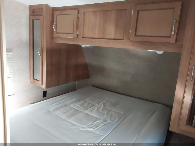 46076969 :رقم المزاد ، 5ZT2CANB2GA023685 vin ، 2016 Coachmen Other مزاد بيع