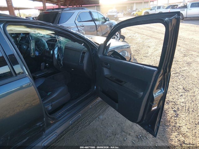 Продажа на аукционе авто 2008 Ford Escape Limited, vin: 1FMCU04138KD92293, номер лота: 46077008