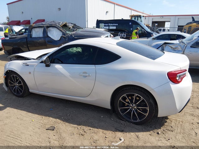 46077014 :رقم المزاد ، JF1ZNAA17L8752571 vin ، 2020 Toyota 86 مزاد بيع