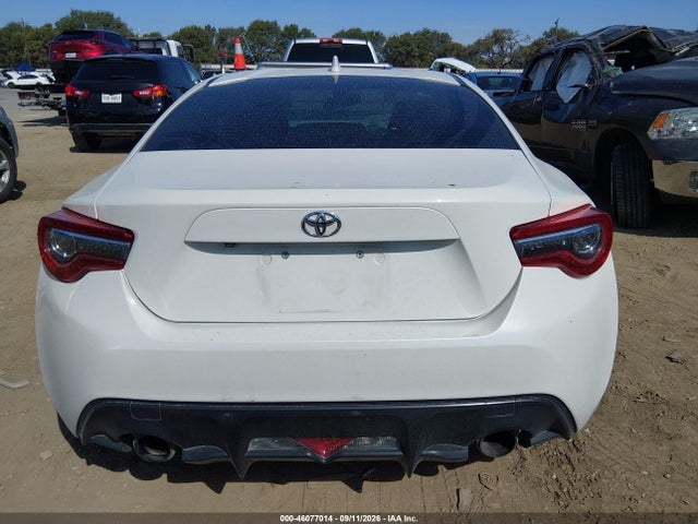 46077014 :رقم المزاد ، JF1ZNAA17L8752571 vin ، 2020 Toyota 86 مزاد بيع