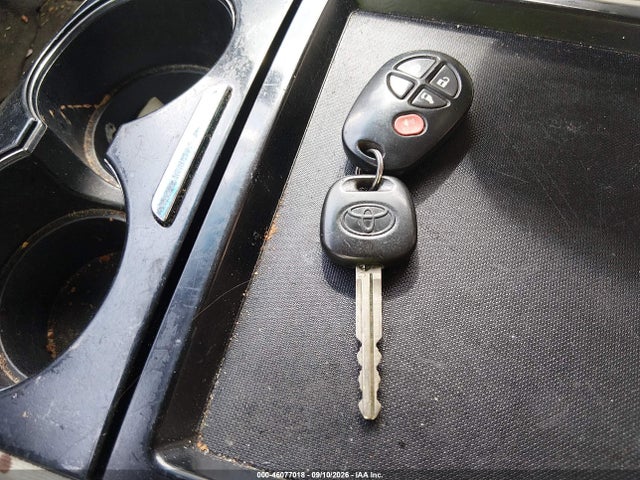 46077018 :رقم المزاد ، 5TDKK3DC9BS037850 vin ، 2011 Toyota Sienna Le V6 مزاد بيع