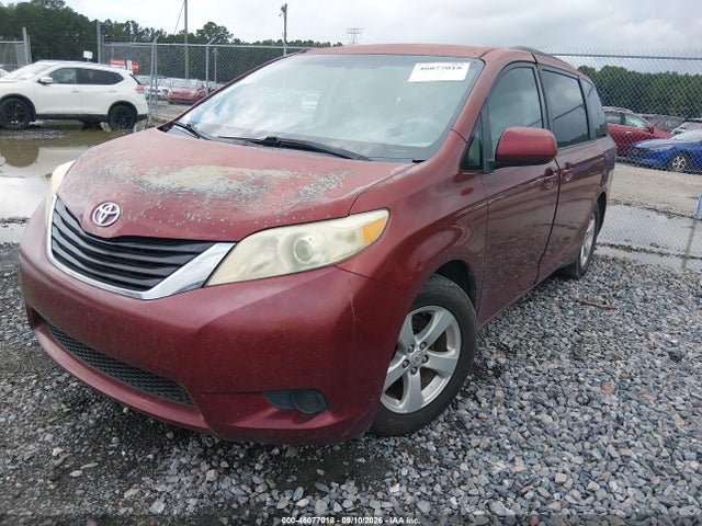 46077018 :رقم المزاد ، 5TDKK3DC9BS037850 vin ، 2011 Toyota Sienna Le V6 مزاد بيع