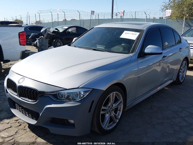BMW 340i 2018 WBA8B3G53JNV01403 Image 2
