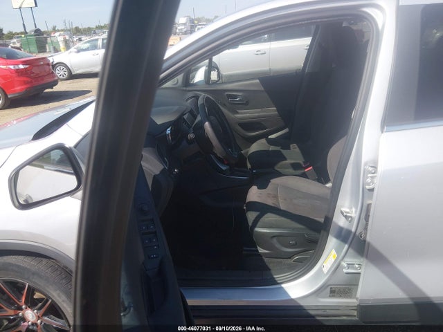 Продажа на аукционе авто 2020 Chevrolet Trax Fwd Lt, vin: 3GNCJLSB1LL311087, номер лота: 46077031