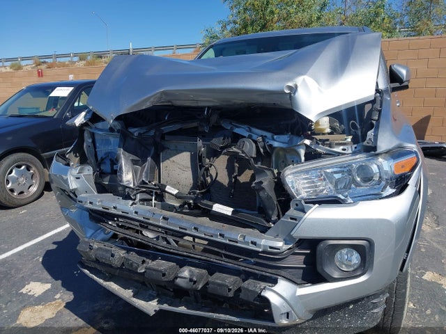 2022 Toyota Tacoma Sr5 V6 მანქანა იყიდება აუქციონზე, vin: 3TMAZ5CNXNM192840, აუქციონის ნომერი: 46077037