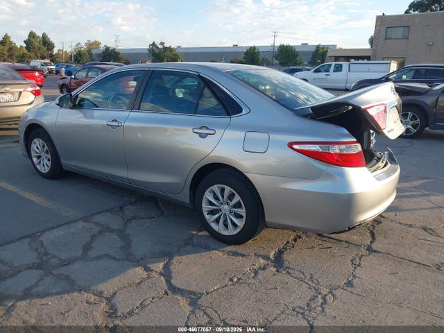 Toyota CAMRY LE 2015 4T4BF1FK9FR479561 Image 3