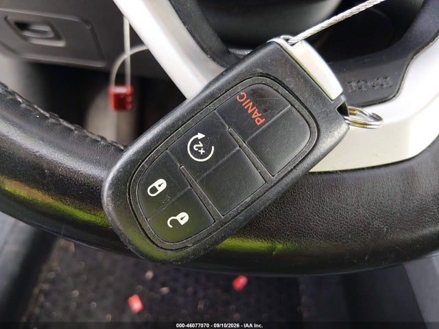2018 Jeep Cherokee Trailhawk 4x4 მანქანა იყიდება აუქციონზე, vin: 1C4PJMBX2JD500717, აუქციონის ნომერი: 46077070