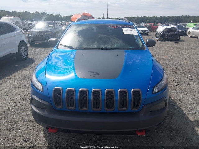 2018 Jeep Cherokee Trailhawk 4x4 მანქანა იყიდება აუქციონზე, vin: 1C4PJMBX2JD500717, აუქციონის ნომერი: 46077070